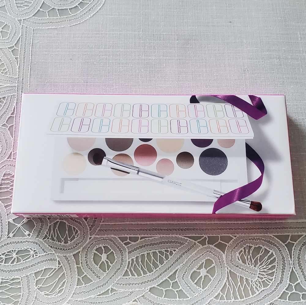 Clinique All About Shadow Palette